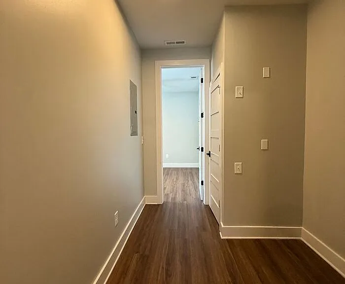 805-B Bradford Ave #102 — Photo 5