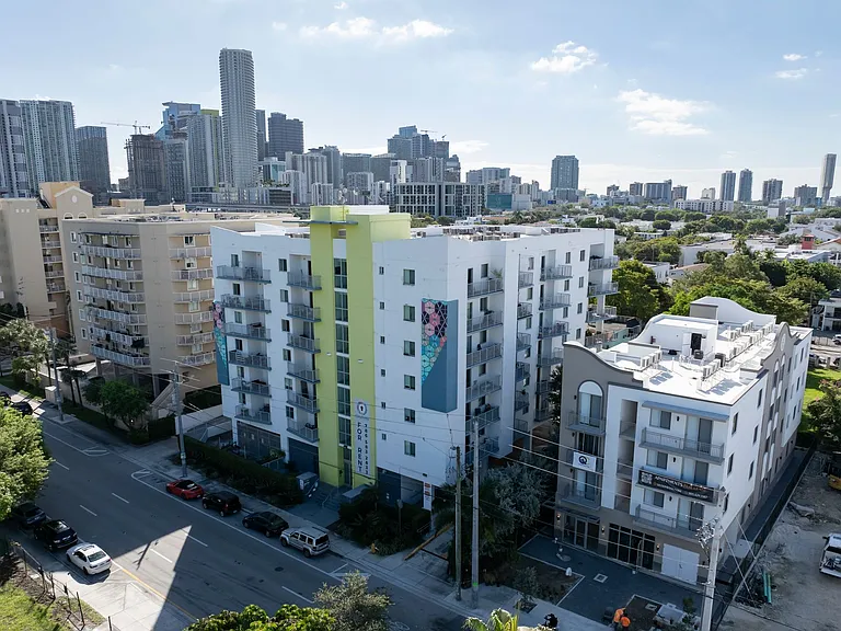 Vista del Rio Apartments — Photo 18