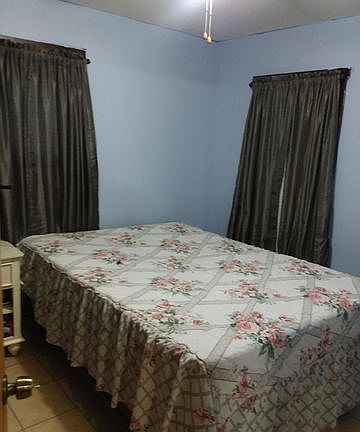 5th image of 2060 N 18th Ave