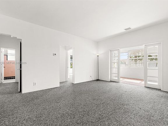 4th image of 1460 West Ave
