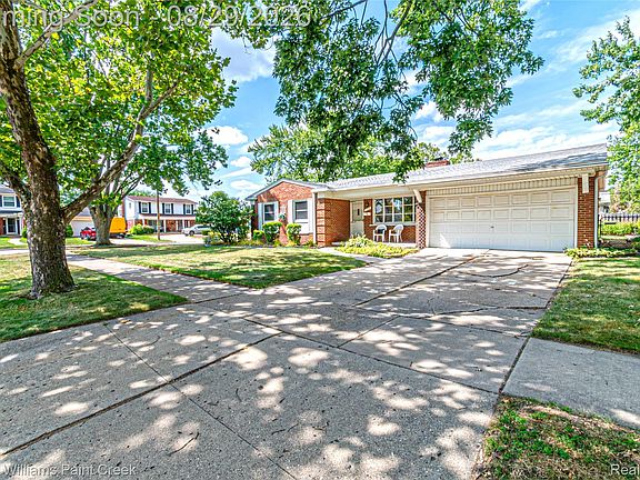 3rd image of 11534 Briarcliff Dr
