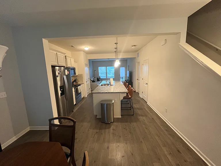106 Brookshire Ln #B — Photo 15