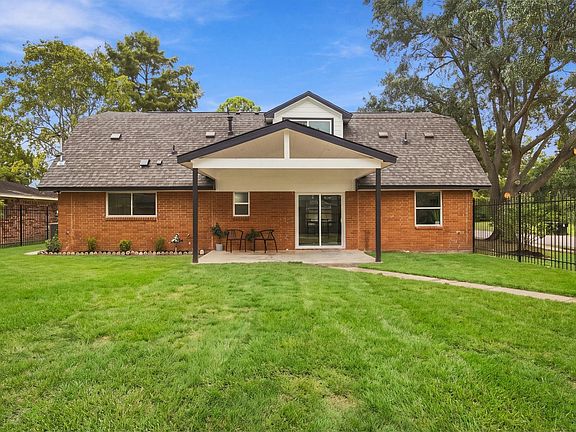 5th image of 7734 Arrowhead Ln