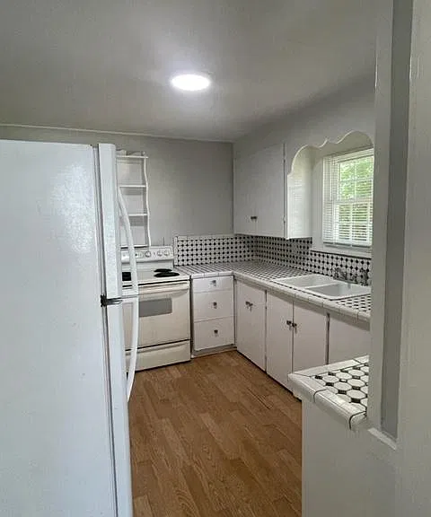249 Pomegranate Ave — Photo 9