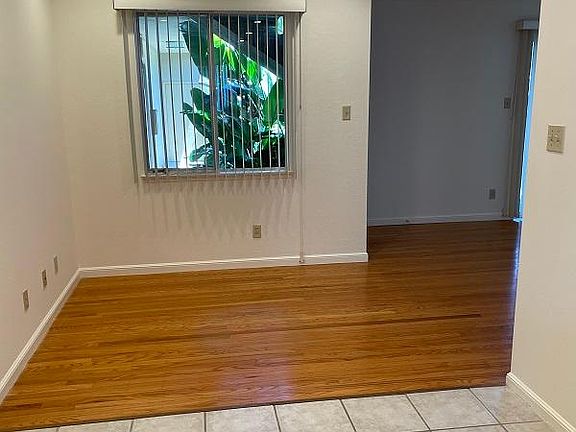 4th image of 1245 Parkington Ave #2