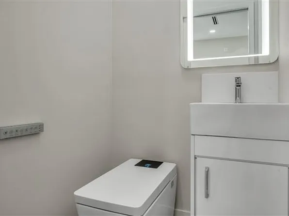 8503 Louise, Sherwood Forest, CA 91325