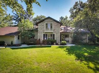 130 Hawthorne Dr, Lima, OH 45805