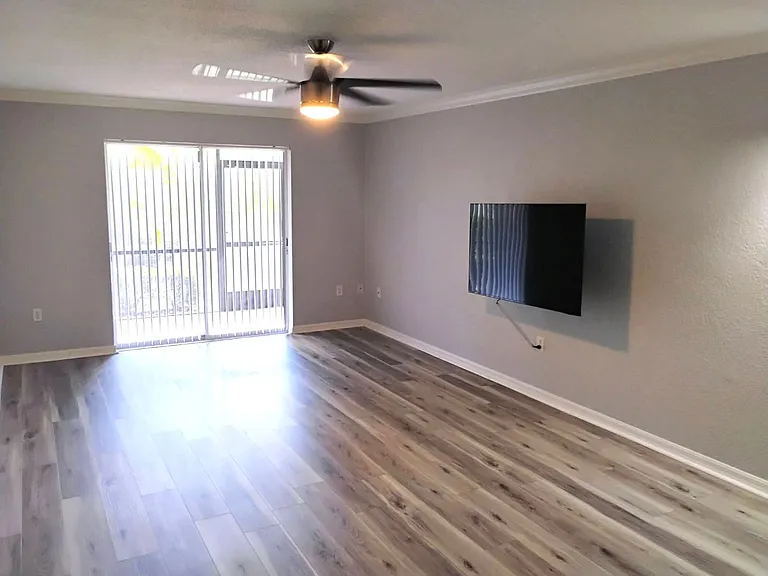 966 La Costa Cir #5 — Photo 10