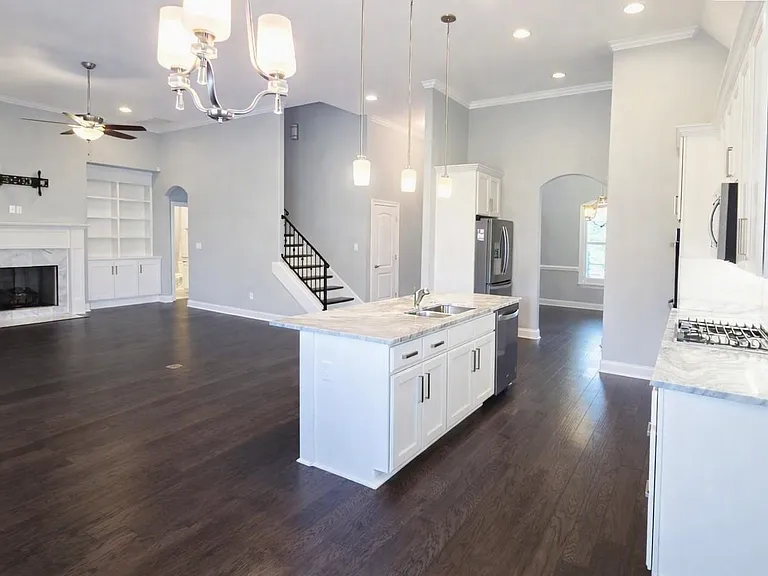 30 Birkdale Dr — Photo 3