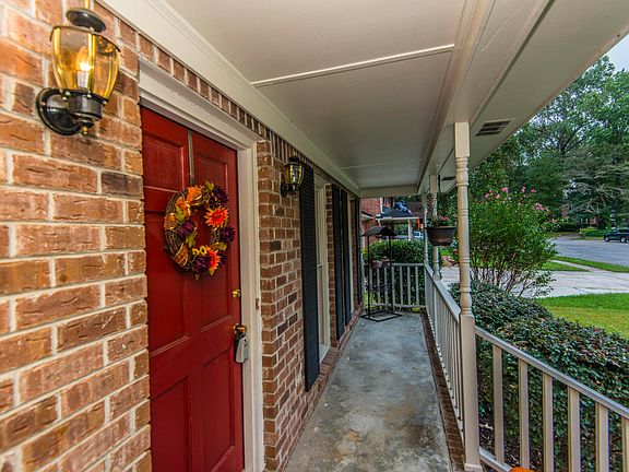 4th image of 109 Proprietors Ln