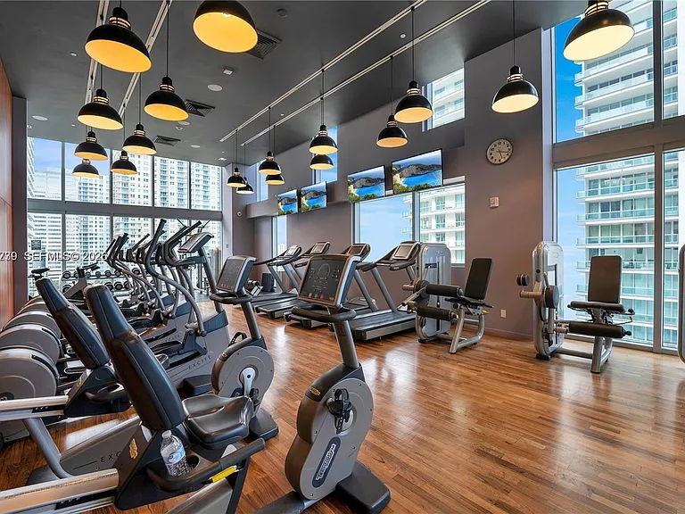 1300 Brickell Bay Dr #1007 — Photo 34