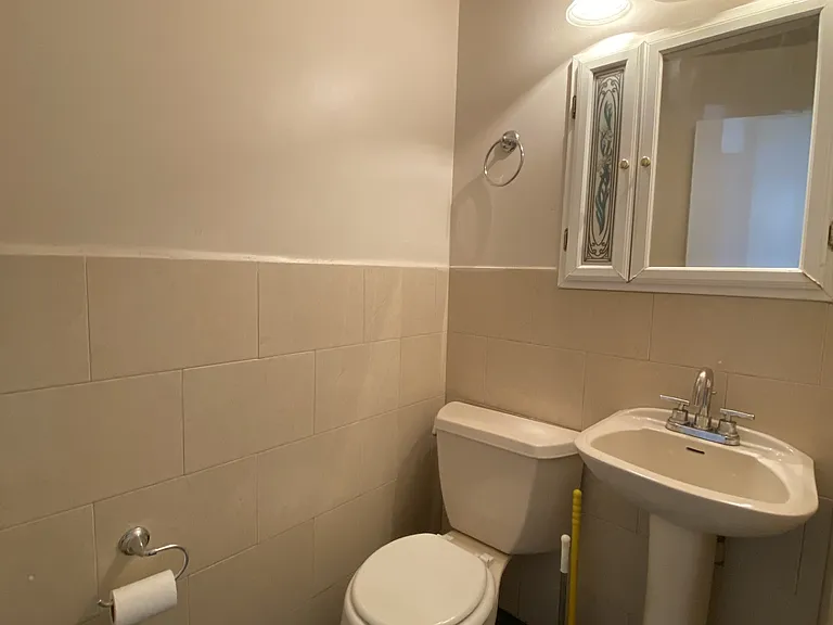 11731 Millbrook Rd — Photo 6