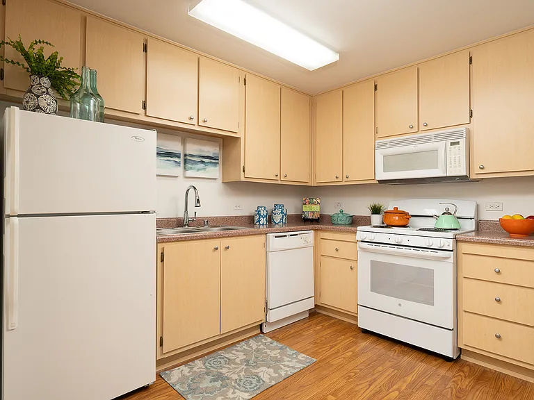 Carefree North Natomas Senior Apartments — Photo 34