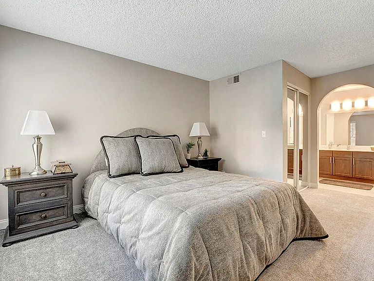 Eagle Trace Apartments — Photo 6