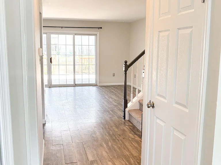 180 Deer Run Ct — Photo 3