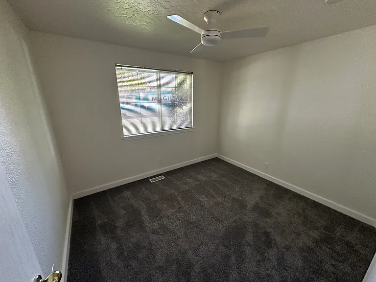 5482 S Veronica Pl — Photo 7