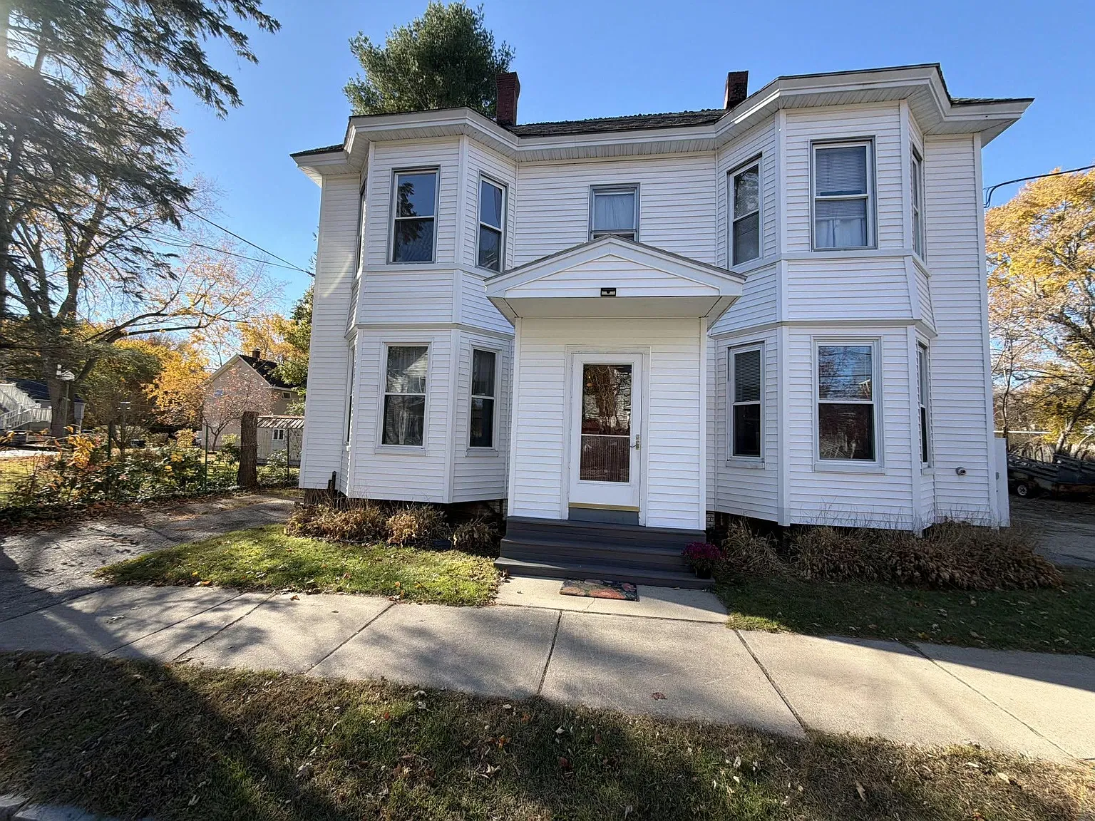1 bed, 1.0 bath, 600 sqft, $1,895 — Photo 1