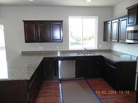 4th image of 705 S Cypress Ct