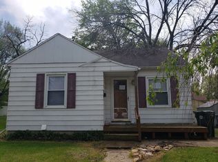 2120 Mulberry St, Waterloo, IA 50703