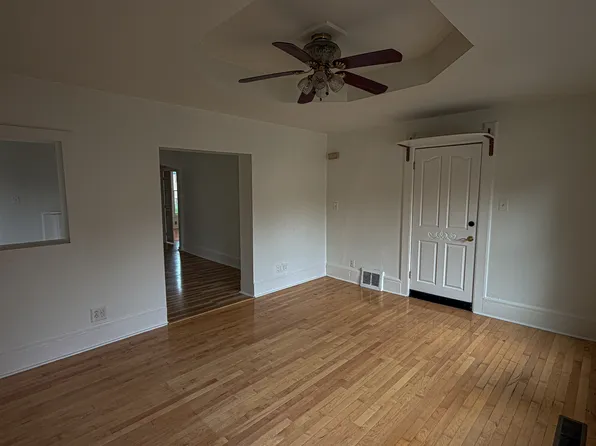 413 W Mineral St, Milwaukee, WI 53204