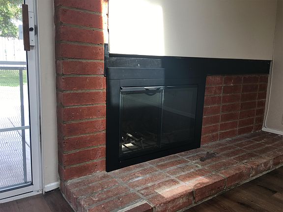 4th image of 2481 Santa Ysabel Ave