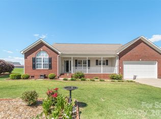 202 Big Dipper Ct, Wingate, NC 28174