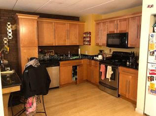 26 Lee St, Cambridge, MA 02139