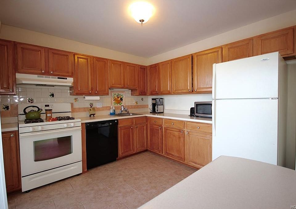 1st image of 31 Salvatore Ct