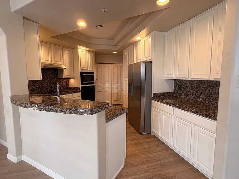20802 Grayhawk Dr #1085 — Photo 28