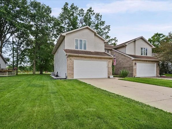 2215 Texas St, Chesterton, IN 46304