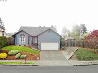 2771 SW Meyers Dr, Gresham, OR 97080
