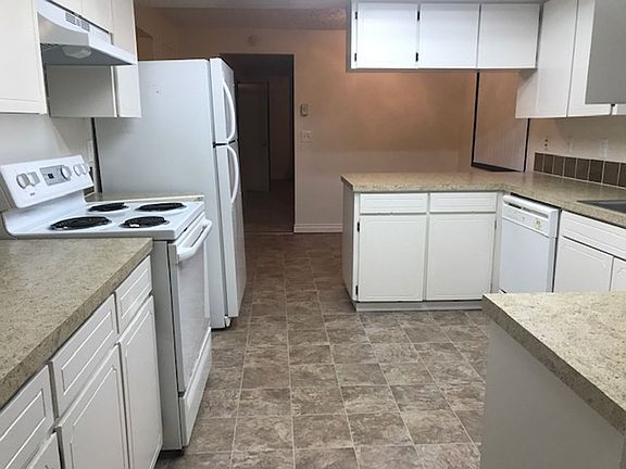 4th image of 13310 NE 39th St