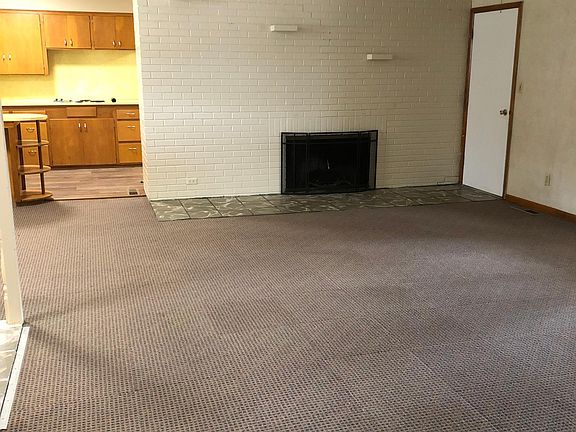 Living room with fireplace