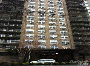 4140 Union St APT 4N, Flushing, NY 11355