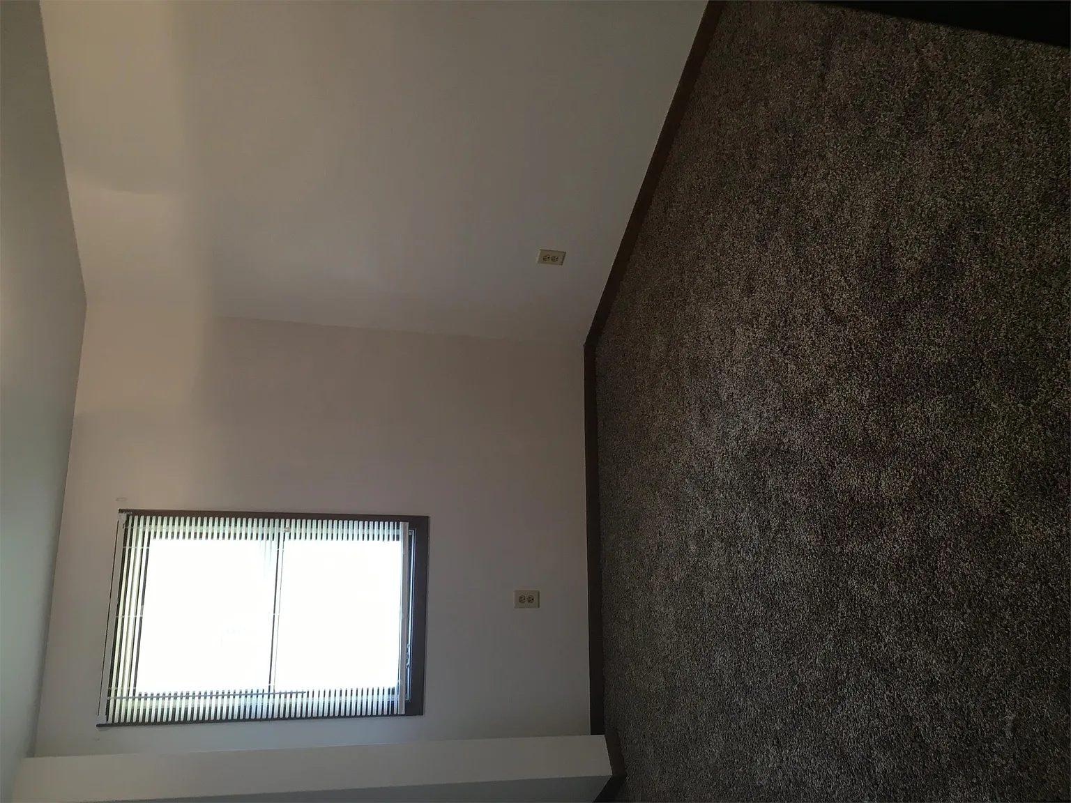 345 / 214 W First St - 1 — Photo 2
