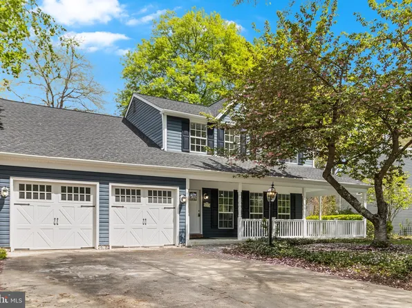 3753 Primrose Dr, Waldorf, MD 20602