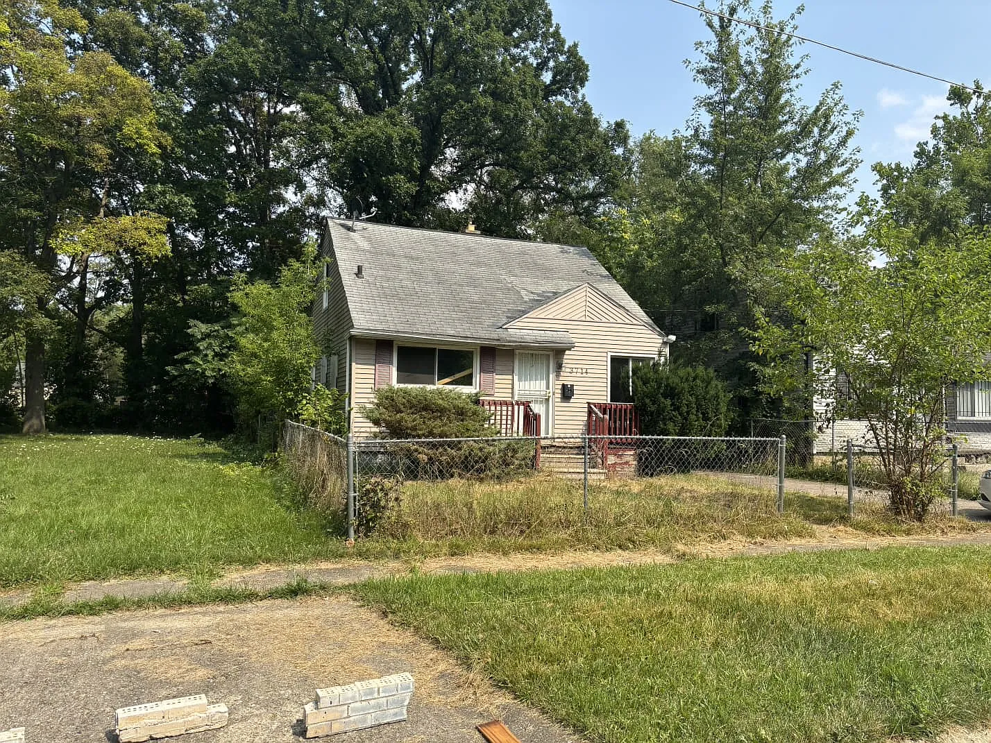 3714 Sterling St photo 1