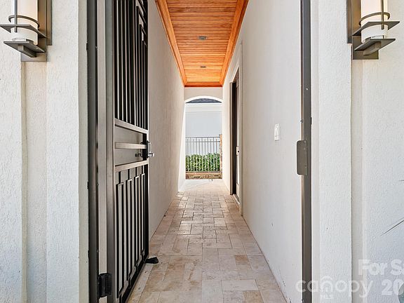 5th image of 17532 Sail View Dr