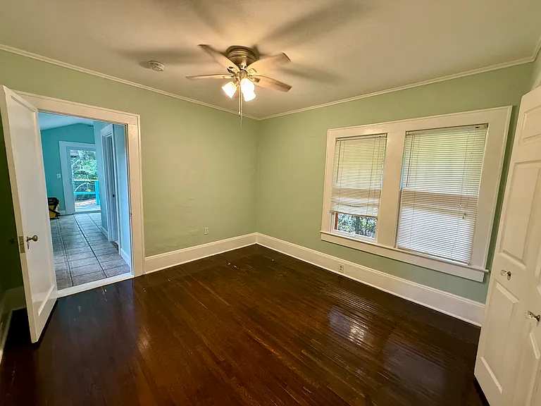 457 Highland Ave — Photo 11
