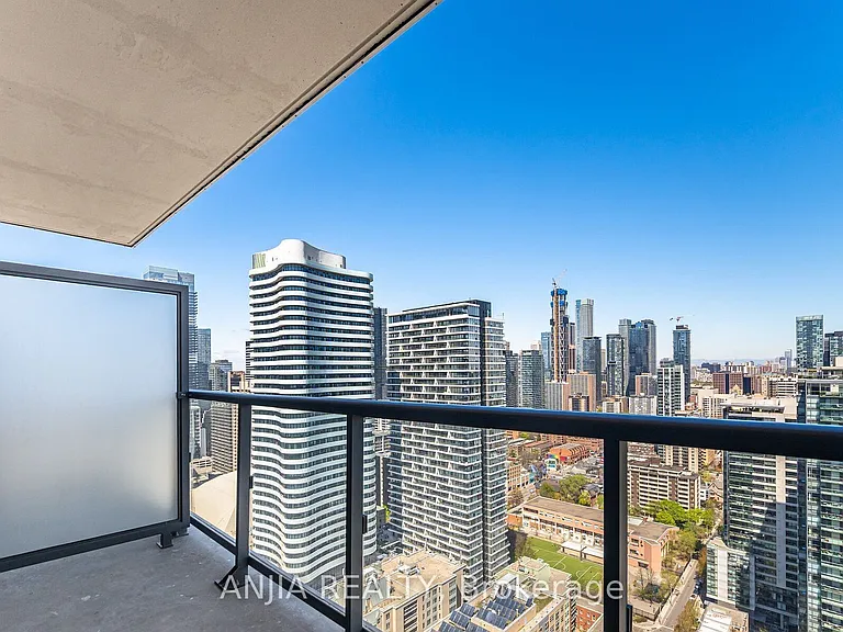 308 Jarvis St #3306 — Photo 9