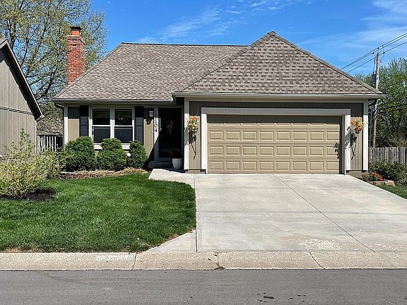 Street view from cul de sac