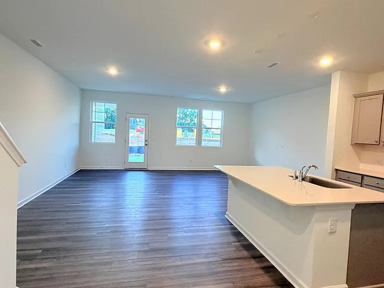 192 Lily Patch Ln — Photo 3