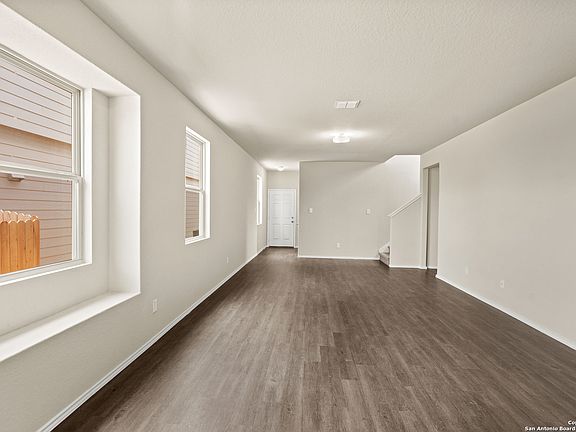 3rd image of 5114 Sandstone Way