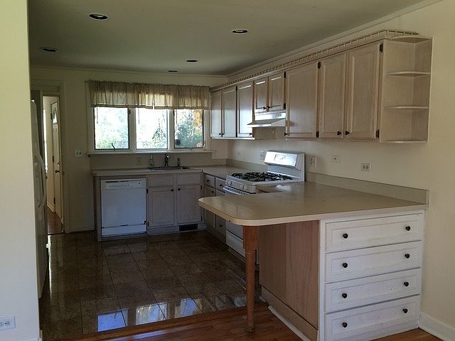 2nd image of 9629 Keystone Ave