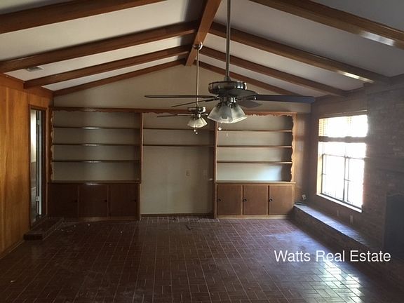 2nd image of 1826 Sequoia Dr