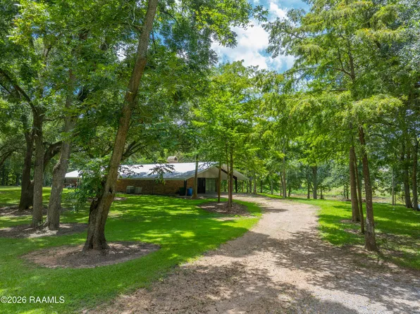131 Driveway B, Loreauville, LA 70552