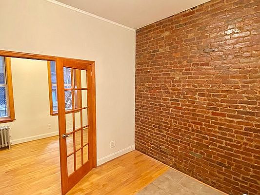 5th image of 41 E 7th St APT 1