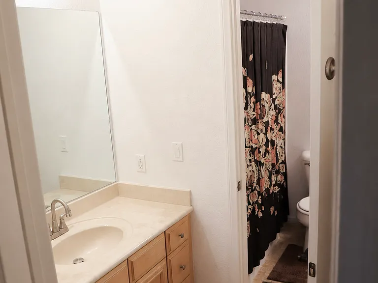 2638 Alpine Blvd #B — Photo 16