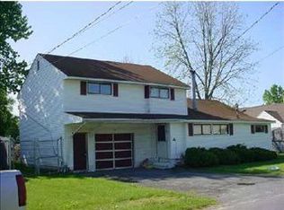 104 Dollin St, Liverpool, NY 13088
