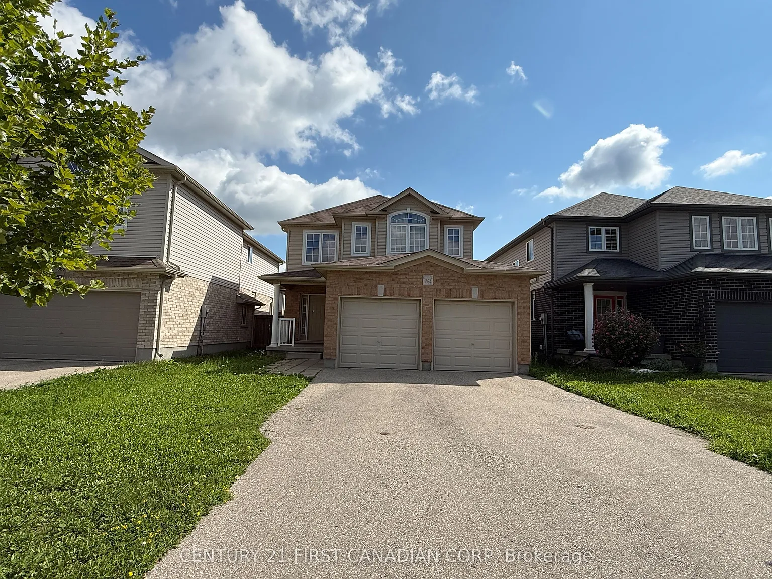 3 bed, $2,850 — Photo 2
